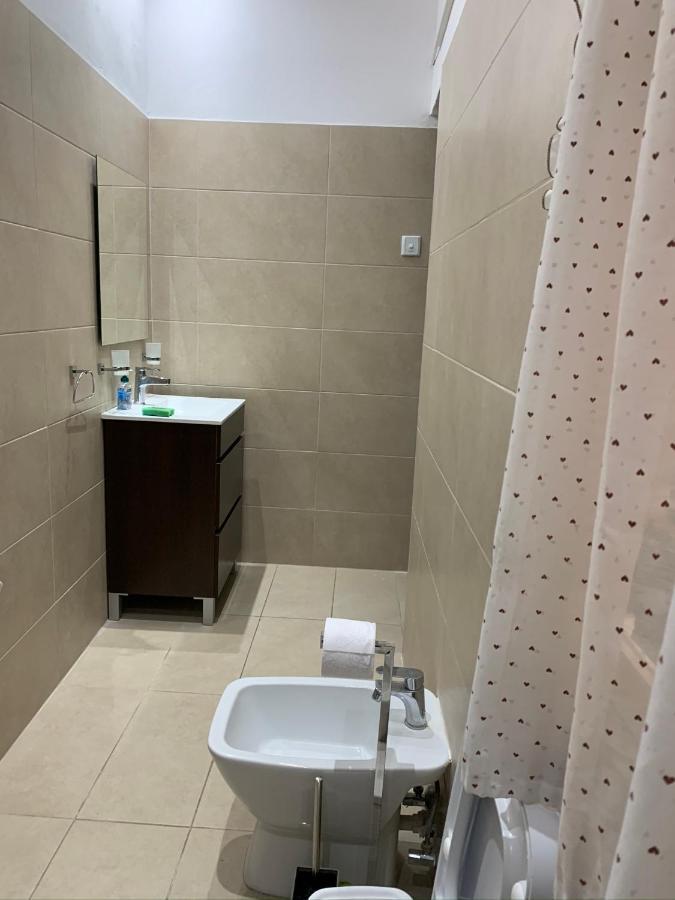 2 Bedroom Apartment In The Centre Of فاليتا المظهر الخارجي الصورة